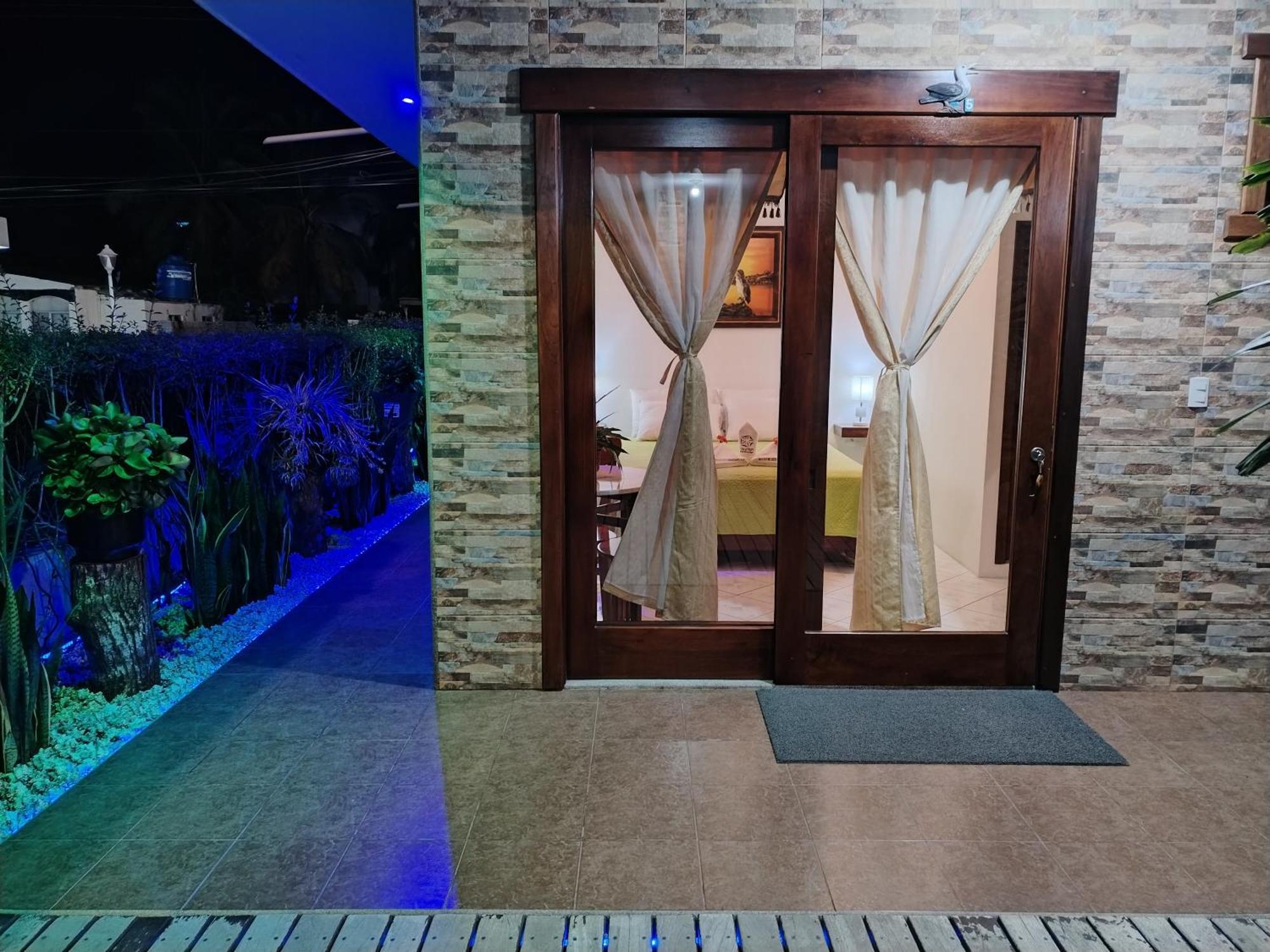 Hotel Starfish Пуерто-Вільяміль Екстер'єр фото